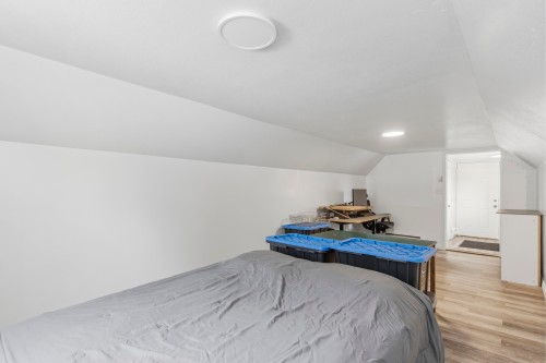 37937 Fourth Avenue, Squamish, BC 