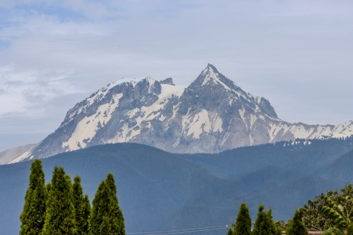 37937 Fourth Avenue, Squamish, BC 