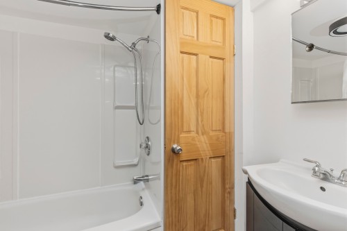 37937 Fourth Avenue, Squamish, BC 