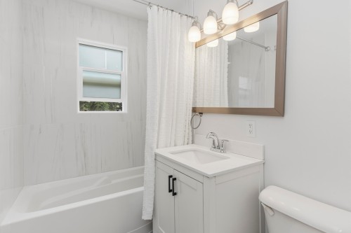 37937 Fourth Avenue, Squamish, BC 