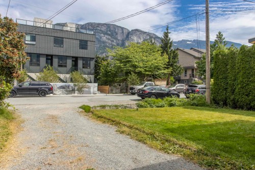 37937 Fourth Avenue, Squamish, BC 