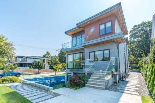 3011 27Th Avenue W, Vancouver, BC 