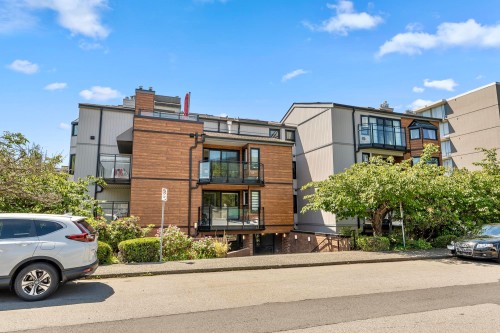403-1340 Duchess Avenue  West Vancouver, BC V7T 1H6