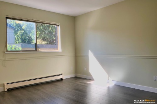 4396 11Th Avenue W, Vancouver, BC 