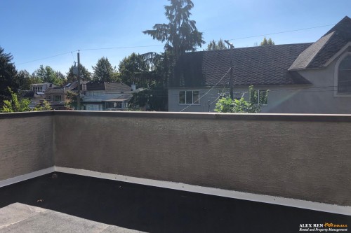 4396 11Th Avenue W, Vancouver, BC 
