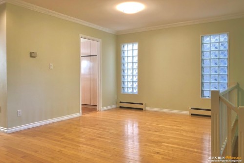 4396 11Th Avenue W, Vancouver, BC 