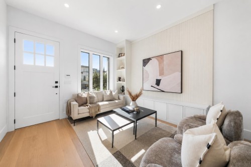 531 61St Avenue W, Vancouver, BC 