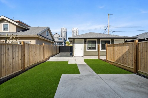 531 61St Avenue W, Vancouver, BC 