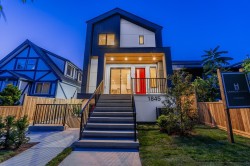 1-1845 51st Avenue E Vancouver, BC V5P 1W1