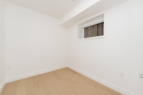 2-1845 51St Avenue E, Vancouver, BC 