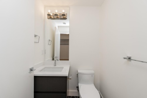 2-1845 51St Avenue E, Vancouver, BC 