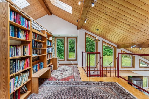 12 & 13 Coldwell Beach, North Vancouver, BC - Indoor