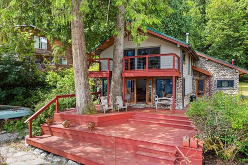 12 & 13 Coldwell Beach, North Vancouver, BC - Outdoor