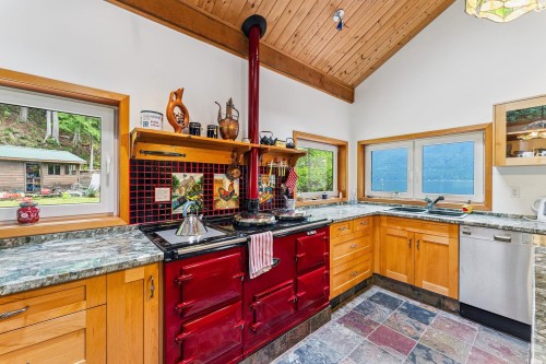 12 & 13 Coldwell Beach, North Vancouver, BC - Indoor Photo Showing Kitchen With Double Sink