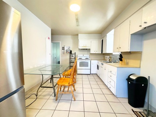 3416 Monmouth Avenue, Vancouver, BC 