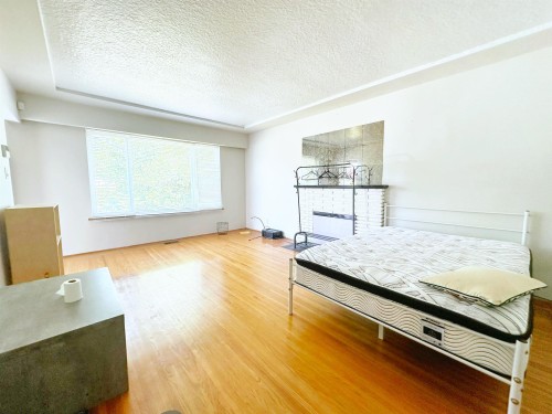 3416 Monmouth Avenue, Vancouver, BC 