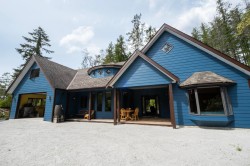 11832 Sunshine Coast Highway Pender Harbour, BC V0N 1Y2