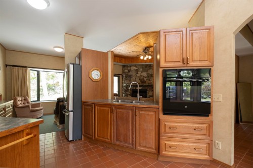 11832 Sunshine Coast Highway, Pender Harbour, BC 