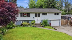944 Tollcross Road  North Vancouver, BC V7H 2G2