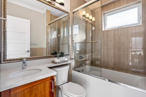 2989 32Nd Avenue W, Vancouver, BC 
