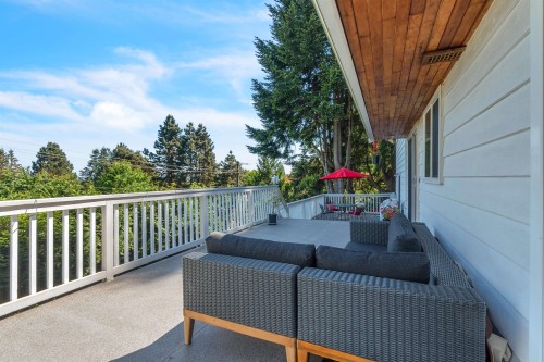 670 St. Andrews Road, West Vancouver, BC 