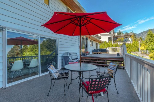 670 St. Andrews Road, West Vancouver, BC 