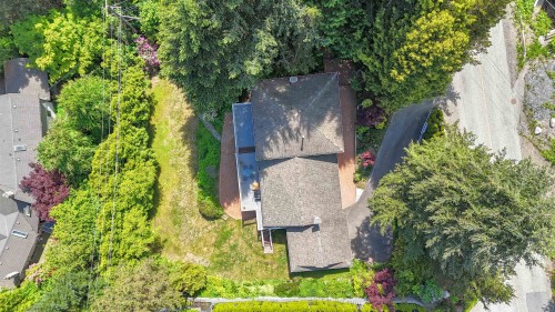 670 St. Andrews Road, West Vancouver, BC 
