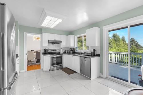 670 St. Andrews Road, West Vancouver, BC 