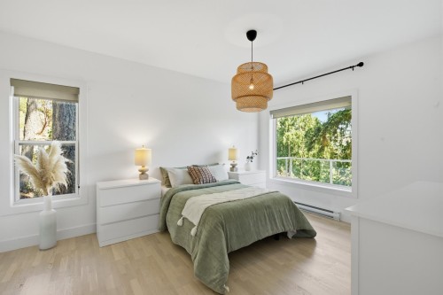 5673 Salmon Drive, Sechelt, BC 