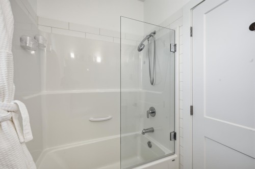 5673 Salmon Drive, Sechelt, BC 