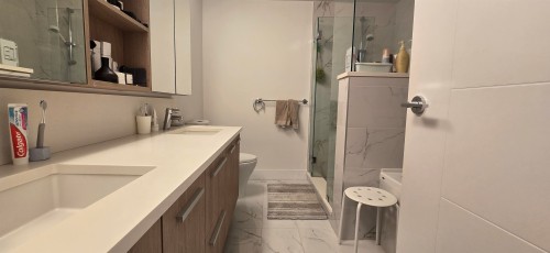 1208 27Th Street, North Vancouver, BC 