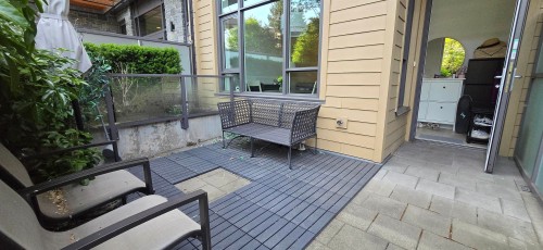 1208 27Th Street, North Vancouver, BC 