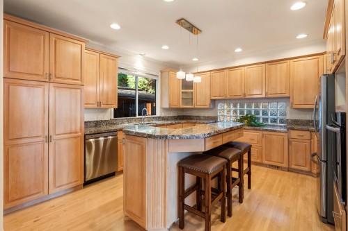 1522 Whitebark Place, Coquitlam, BC 