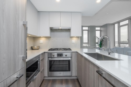 1302-901 Lougheed Highway, Coquitlam, BC 