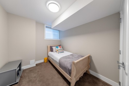 1419 Strawline Hill Street, Coquitlam, BC 