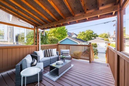 3311 8Th Avenue W, Vancouver, BC 