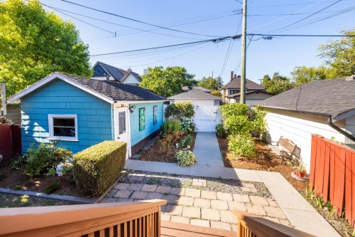 3311 8Th Avenue W, Vancouver, BC 