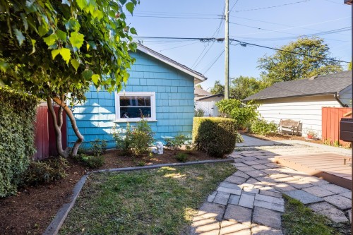 3311 8Th Avenue W, Vancouver, BC 