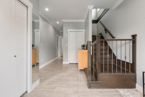 7348 11Th Avenue, Burnaby, BC 
