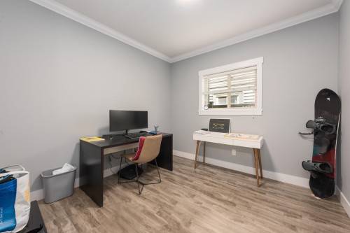 7348 11Th Avenue, Burnaby, BC 