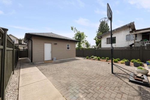 7348 11Th Avenue, Burnaby, BC 