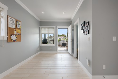 7348 11Th Avenue, Burnaby, BC 