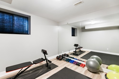 23140 Gilbert Drive, Maple Ridge, BC - Indoor Photo Showing Gym Room