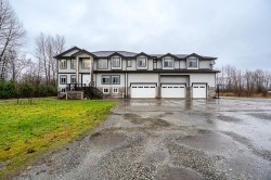 3701 Lincoln Avenue  Coquitlam, BC V3E 3H8