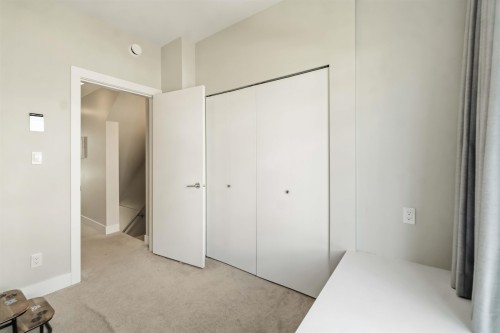 5-5142 Canada Way, Burnaby, BC 