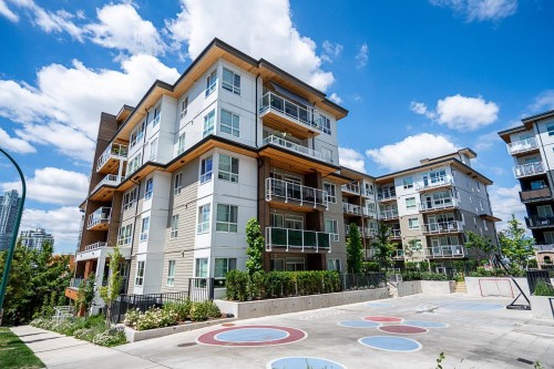 302-723 Grover Avenue  Coquitlam, BC V3J 0L9