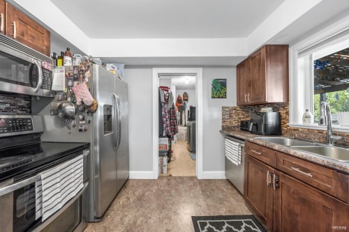 735 Lea Avenue, Coquitlam, BC 