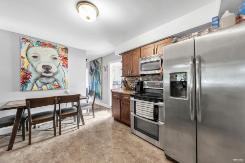 735 Lea Avenue, Coquitlam, BC 
