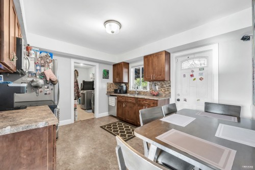 735 Lea Avenue, Coquitlam, BC 