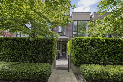 153 2Nd Street W, North Vancouver, BC 